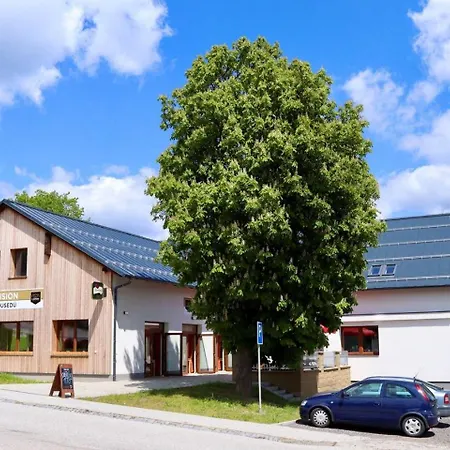 Penzion A Restaurace U Sousedu Strazny Exterior photo