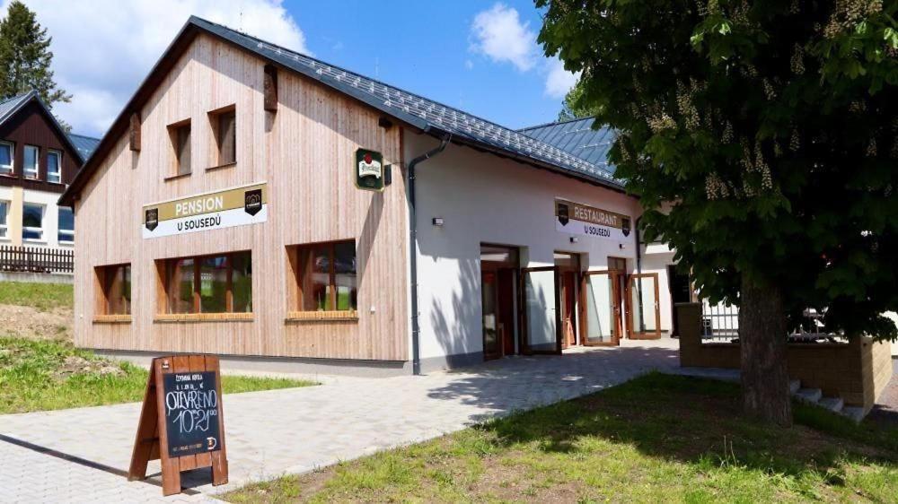 A Restaurace U Sousedu Guest house Strazny