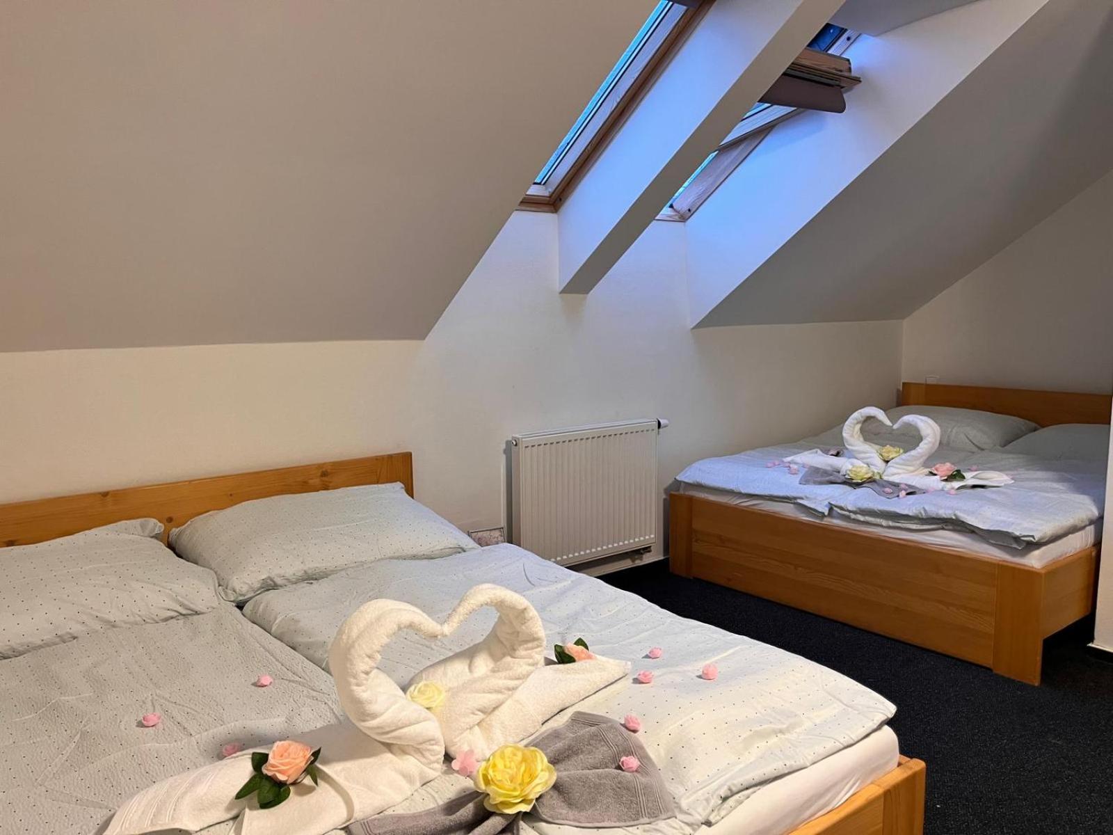 A Restaurace U Sousedu Guest house *